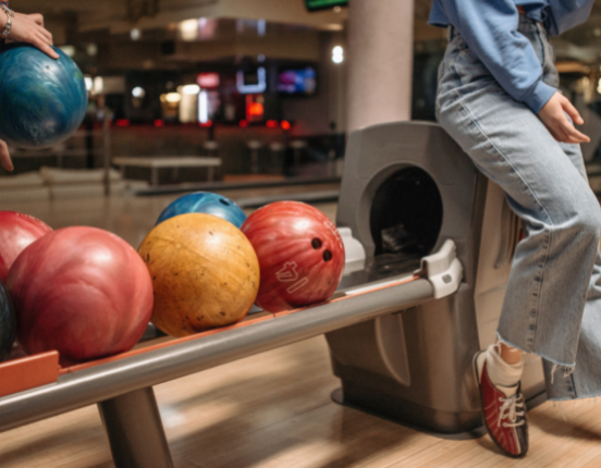 vignette Bowling AGE